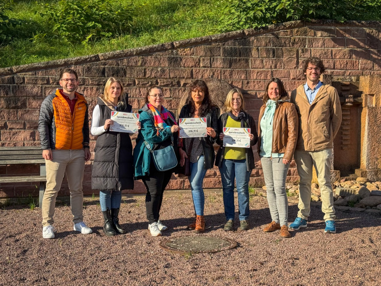 V.l.n.r. Simon Dümig (SPD), Katja Hafner (Kindergarten St. Wendelinus Eichenberg), Stefanie Junker und Uta Körbel (beide Kindertagesstätte St. Josef Sailauf), Christine Kohke (Waldkindergarten Sailauf), Birgit Röll und Patrick Reuter (beide SPD)